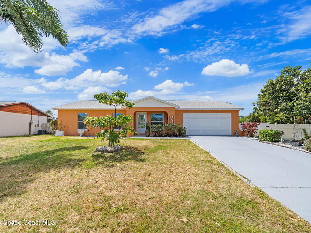 502 Black Horse Street, Palm Bay, FL 32909