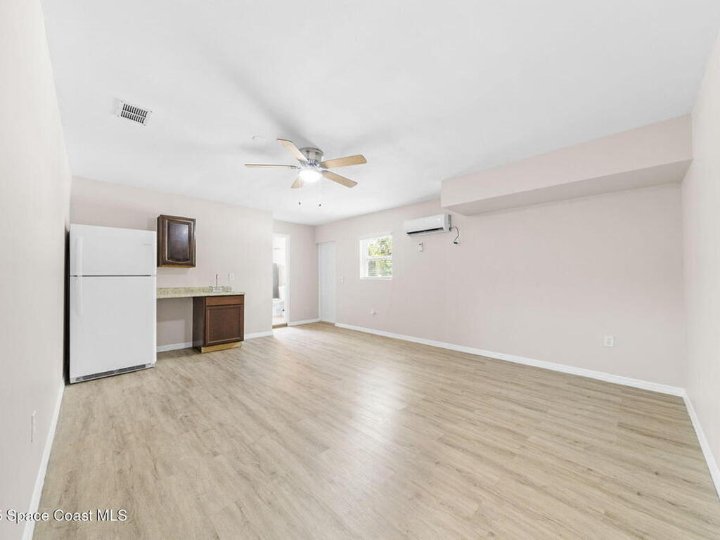 502 Black Horse Street, Palm Bay, FL 32909