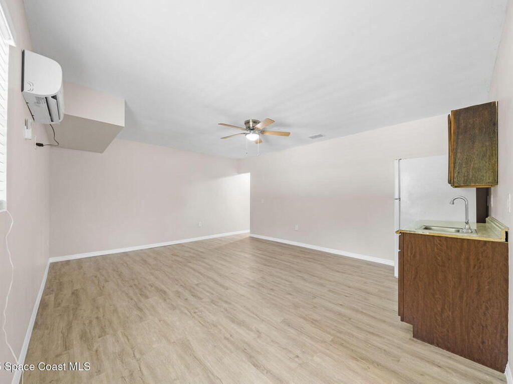 502 Black Horse Street, Palm Bay, FL 32909