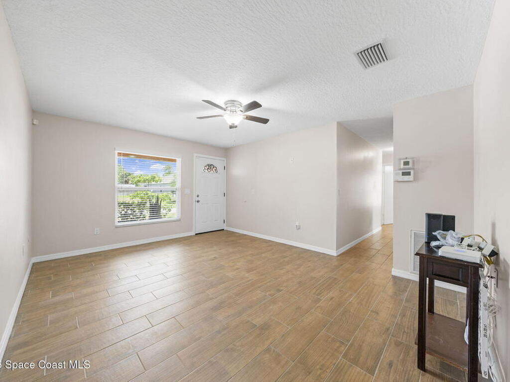 502 Black Horse Street, Palm Bay, FL 32909