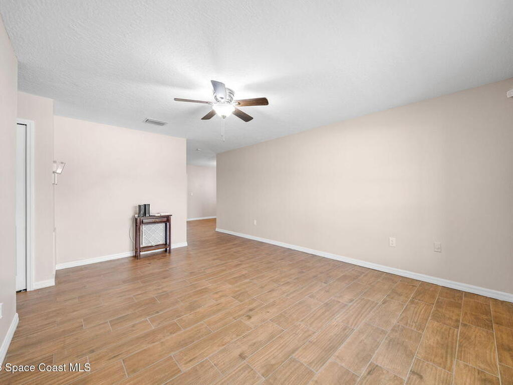 502 Black Horse Street, Palm Bay, FL 32909