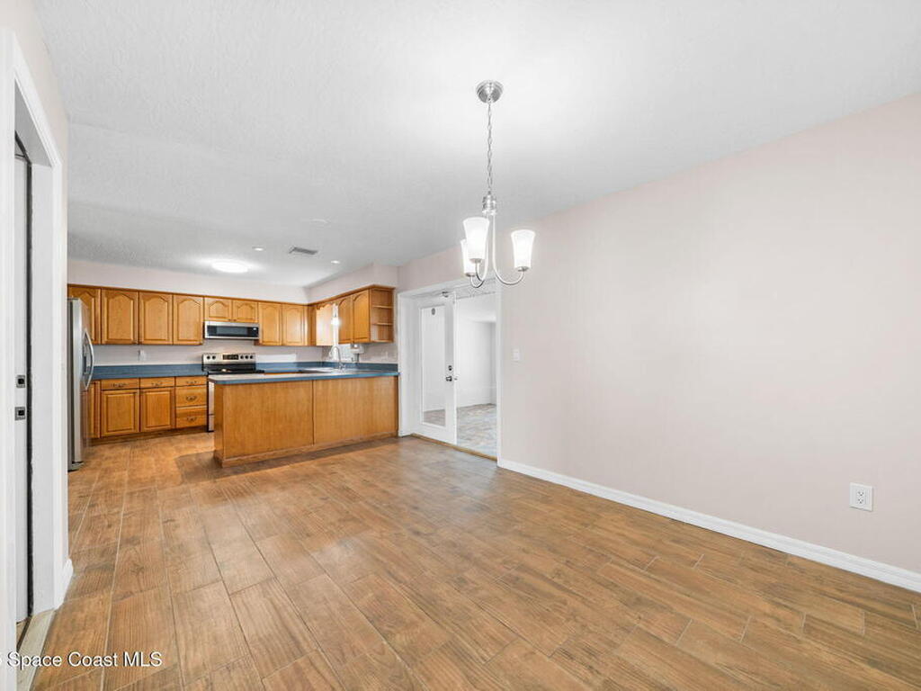 502 Black Horse Street, Palm Bay, FL 32909