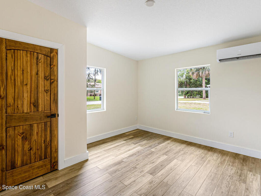 66 Moore Avenue, Merritt Island, FL 32952