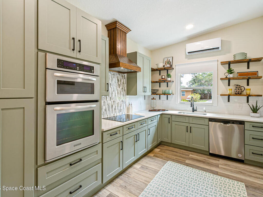 66 Moore Avenue, Merritt Island, FL 32952