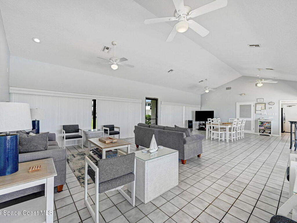 5011 Dixie Highway, Palm Bay, FL 32905