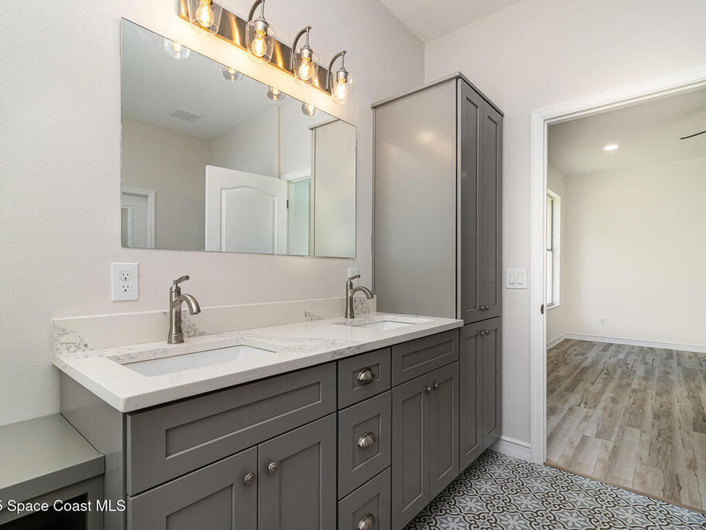 920 Wimbledon Drive, Melbourne, FL 32940