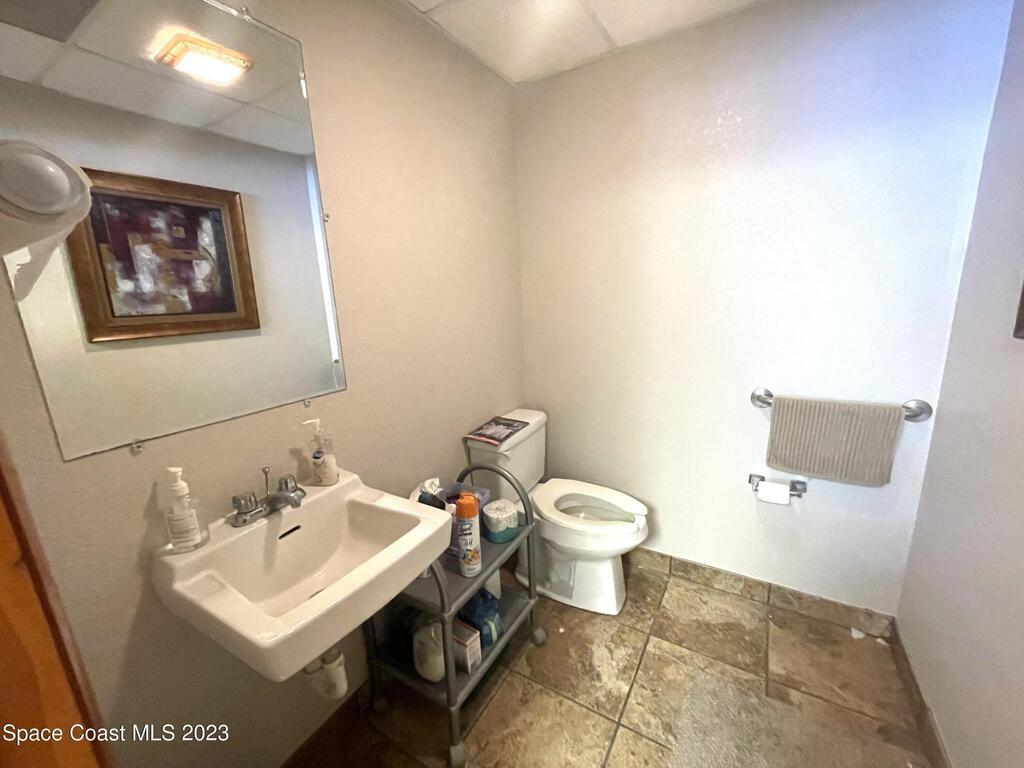 3555 S Hopkins Avenue, Titusville, FL 32780