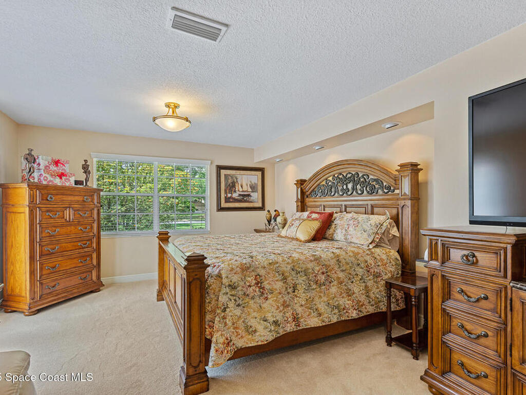2551 Cross Country Drive, Port Orange, FL 32128