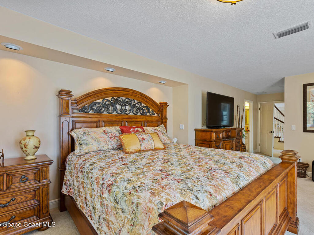 2551 Cross Country Drive, Port Orange, FL 32128
