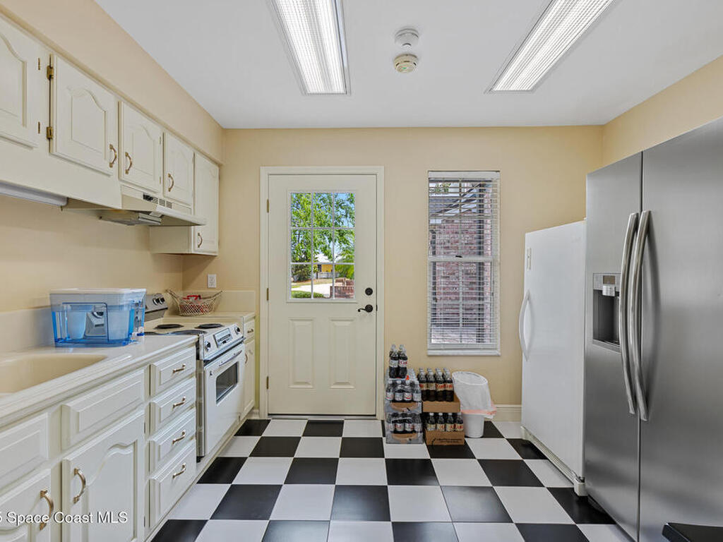2551 Cross Country Drive, Port Orange, FL 32128