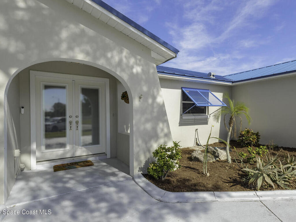 2030 Porpoise Street, Merritt Island, FL 32952