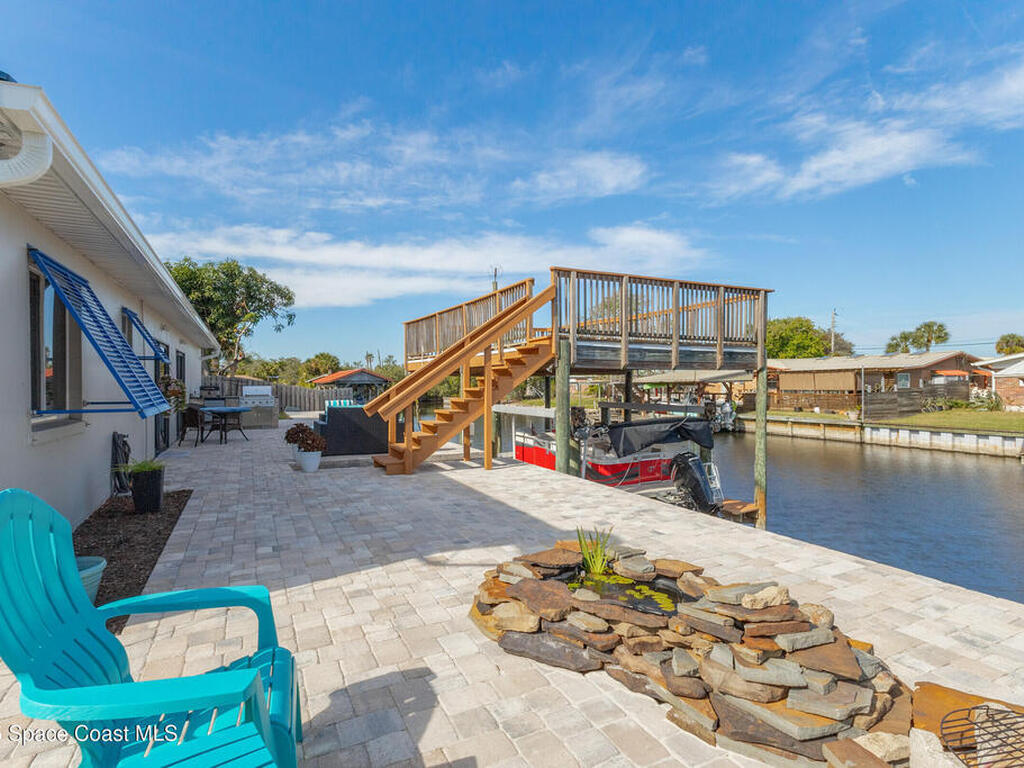 2030 Porpoise Street, Merritt Island, FL 32952