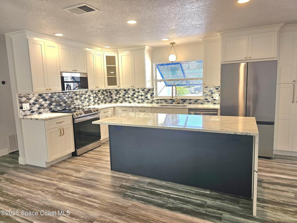 2030 Porpoise Street, Merritt Island, FL 32952