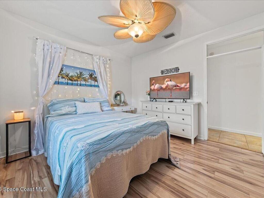 1085 Mercedes Drive, Merritt Island, FL 32952