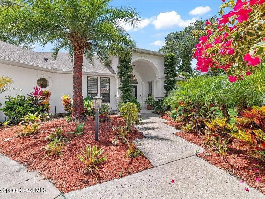 1085 Mercedes Drive, Merritt Island, FL 32952
