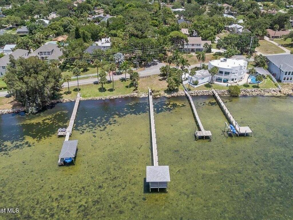 1085 Mercedes Drive, Merritt Island, FL 32952