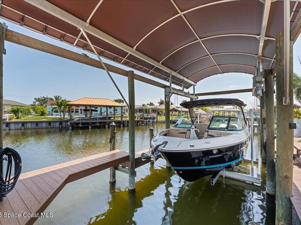285 Diana Boulevard, Merritt Island, FL 32953