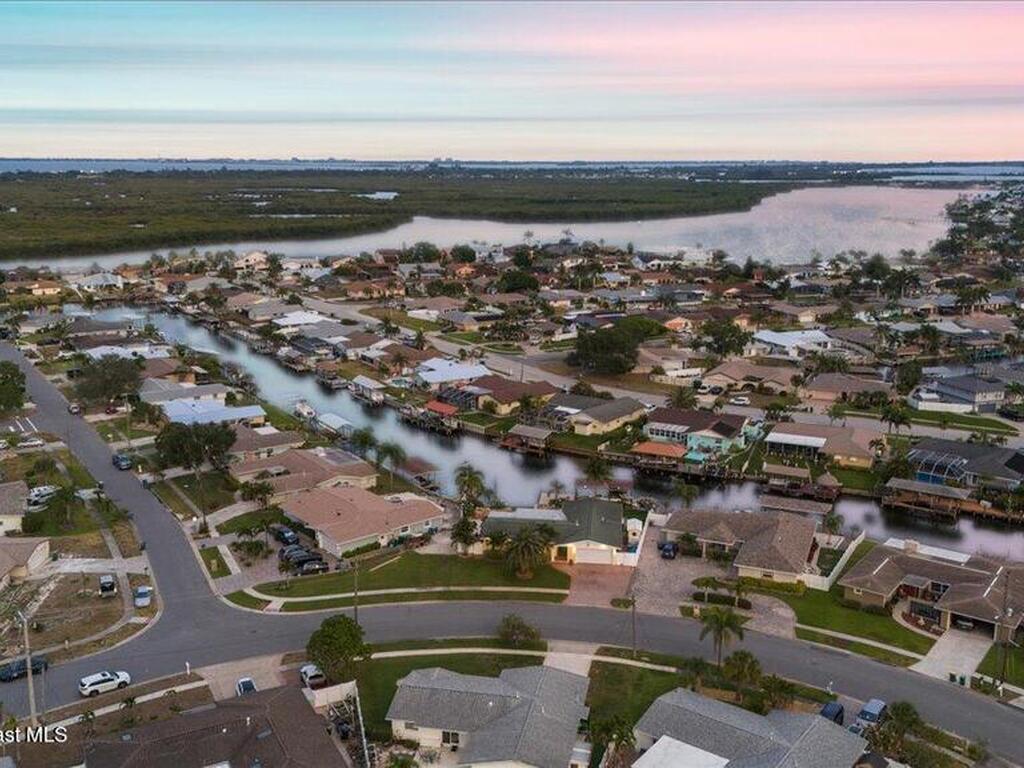 285 Diana Boulevard, Merritt Island, FL 32953