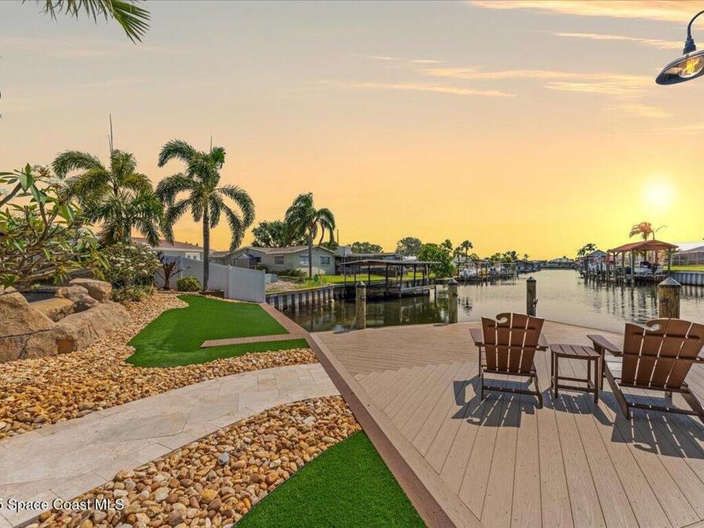 285 Diana Boulevard, Merritt Island, FL 32953