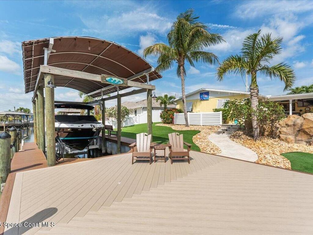 285 Diana Boulevard, Merritt Island, FL 32953