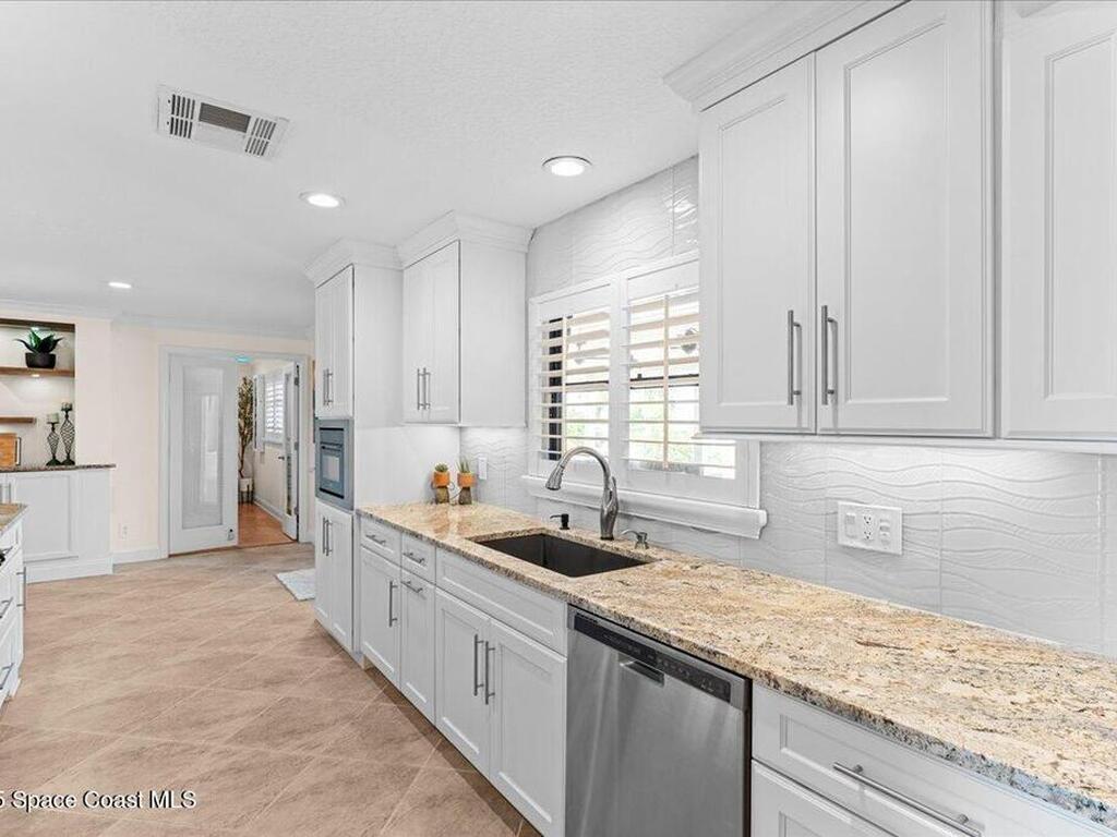 285 Diana Boulevard, Merritt Island, FL 32953