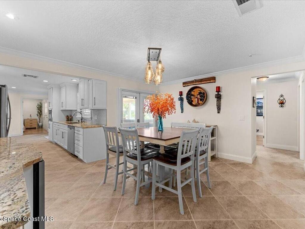 285 Diana Boulevard, Merritt Island, FL 32953