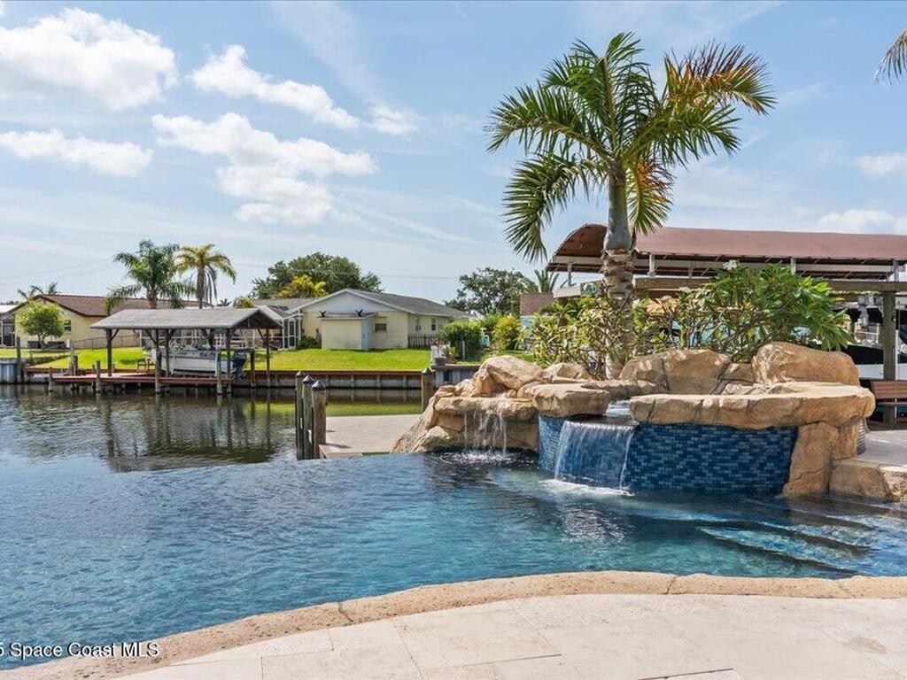 285 Diana Boulevard, Merritt Island, FL 32953