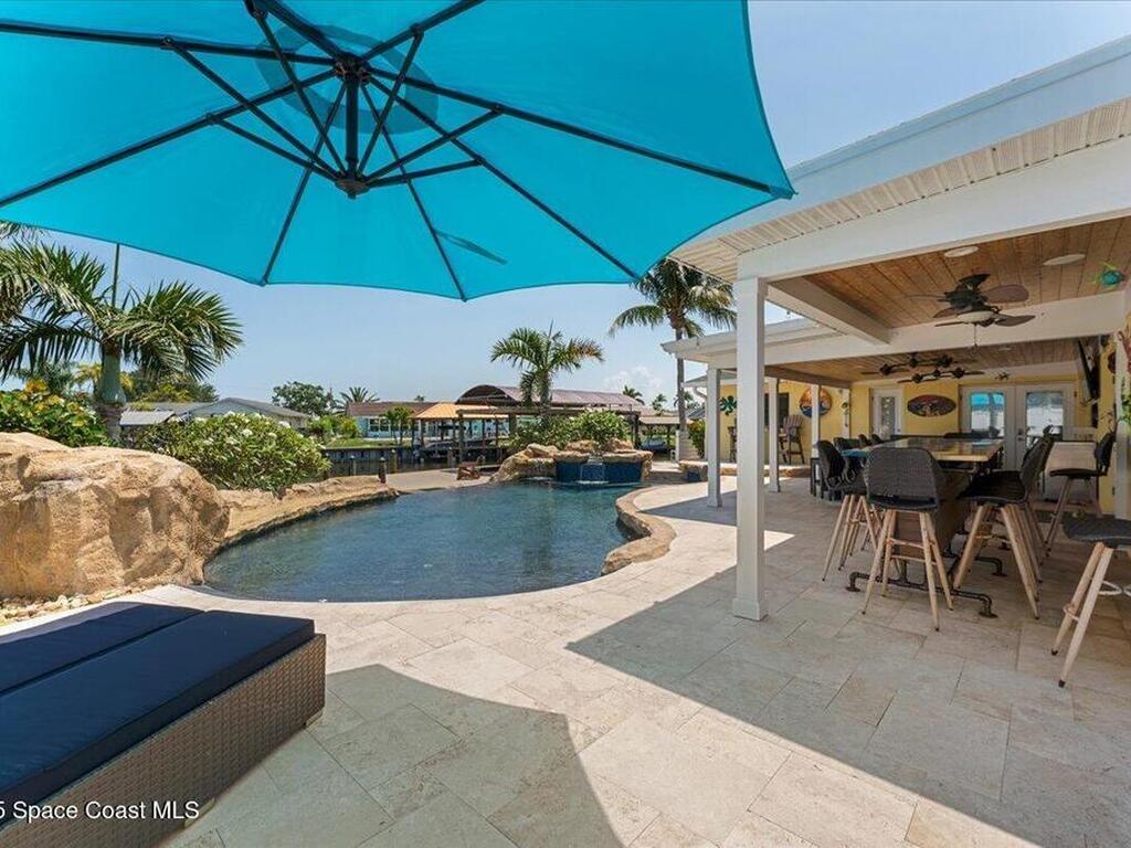285 Diana Boulevard, Merritt Island, FL 32953