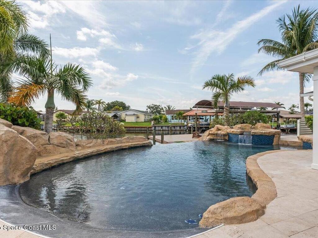 285 Diana Boulevard, Merritt Island, FL 32953