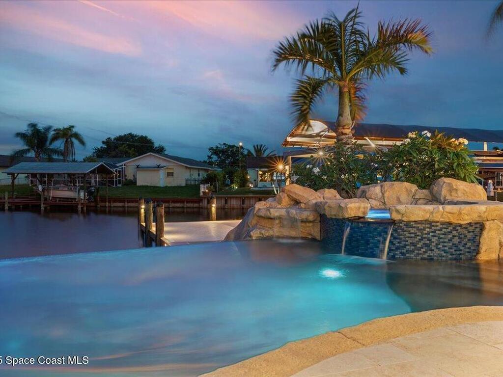 285 Diana Boulevard, Merritt Island, FL 32953