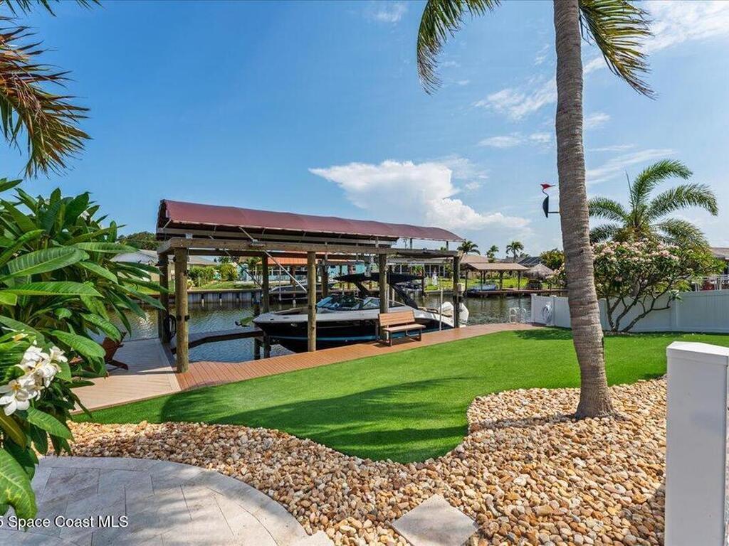285 Diana Boulevard, Merritt Island, FL 32953