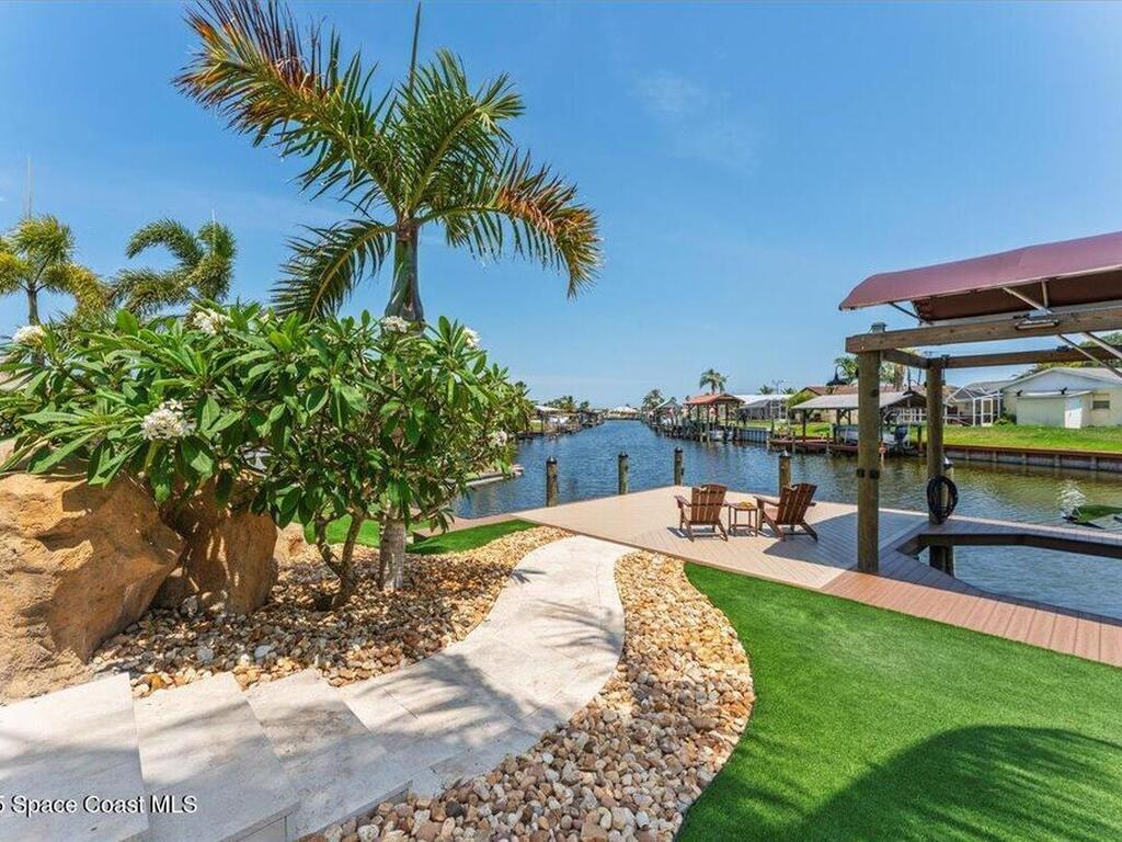 285 Diana Boulevard, Merritt Island, FL 32953