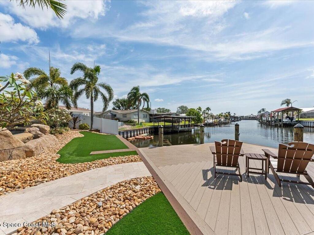 285 Diana Boulevard, Merritt Island, FL 32953