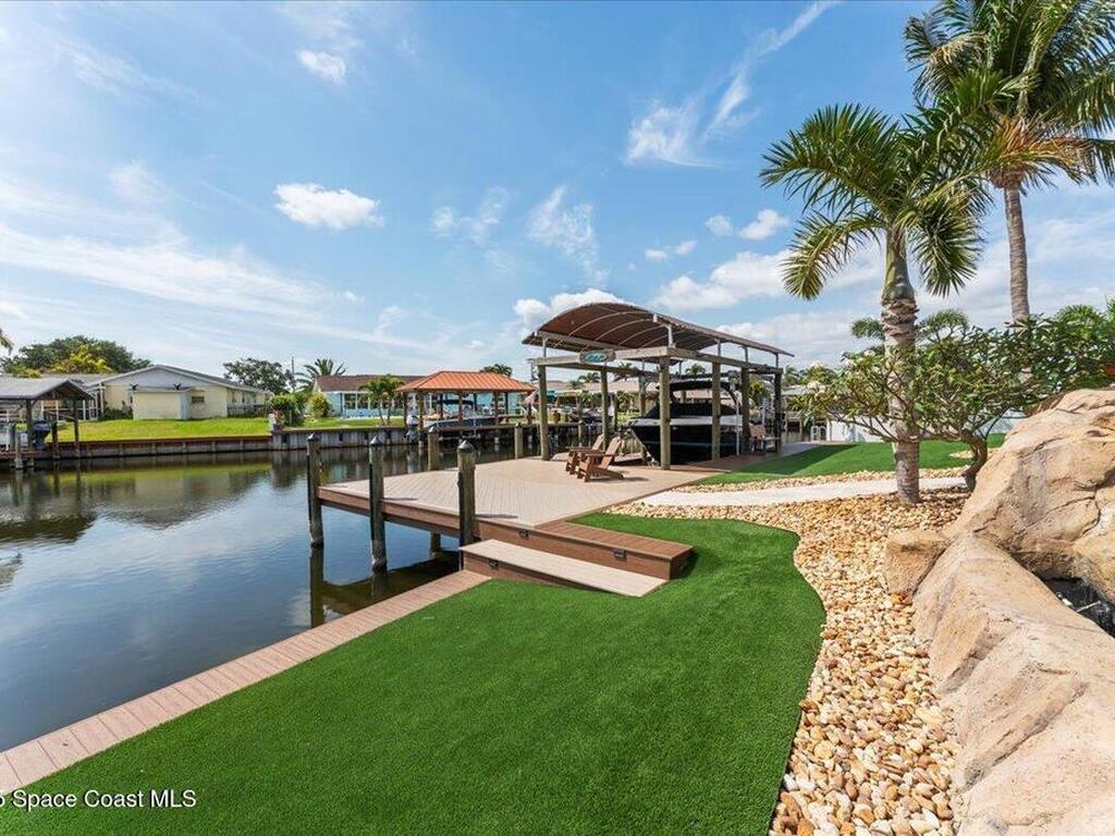 285 Diana Boulevard, Merritt Island, FL 32953