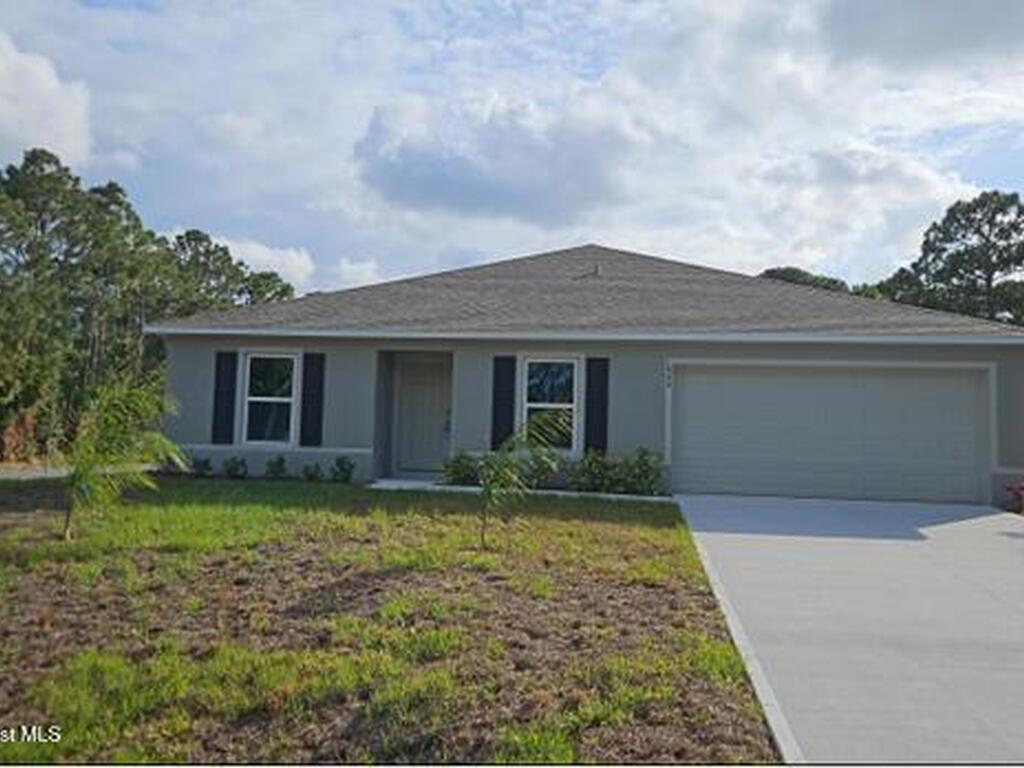 1998 Warton Avenue, Palm Bay, FL 32909