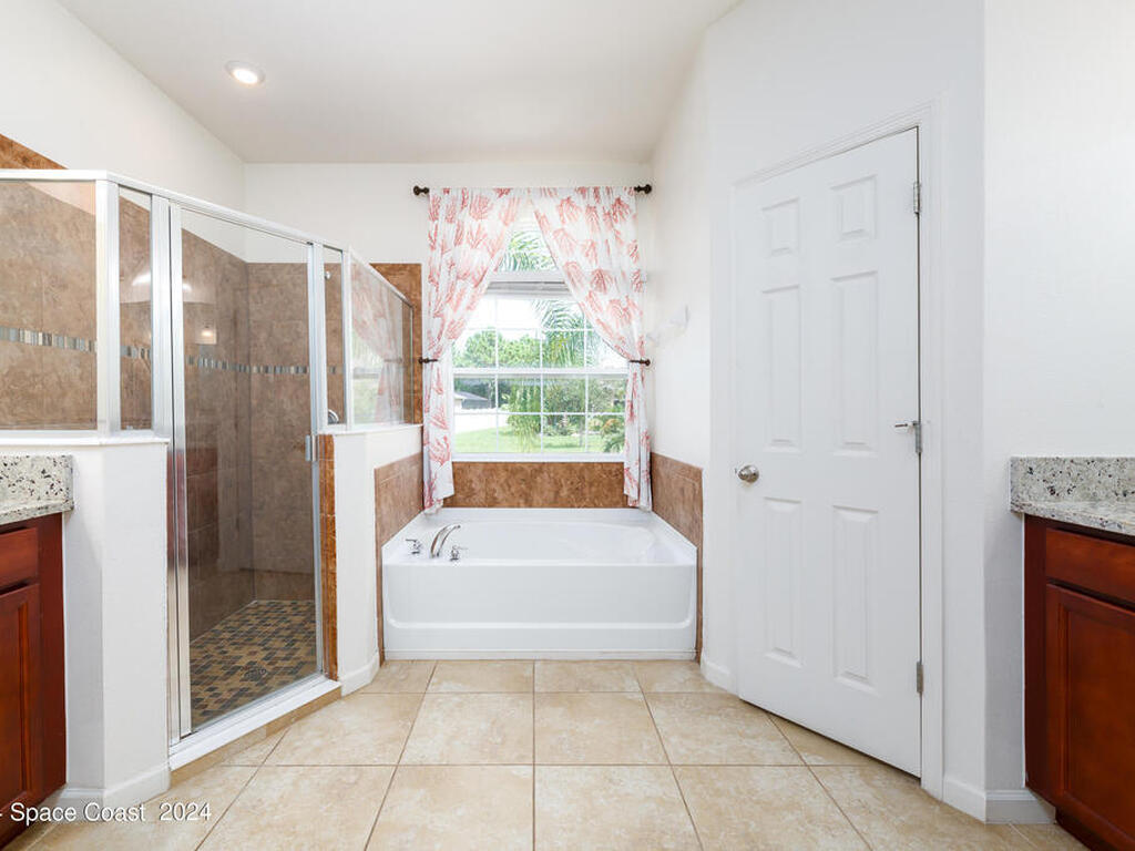 632 Stonebriar Drive, Palm Bay, FL 32909