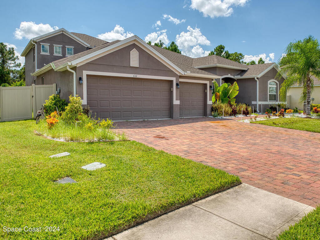 632 Stonebriar Drive, Palm Bay, FL 32909