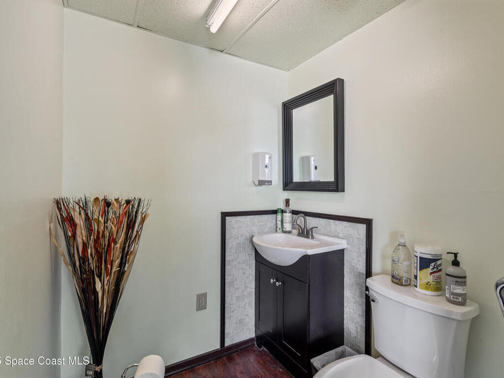 1536 Cypress Avenue, Melbourne, FL 32935