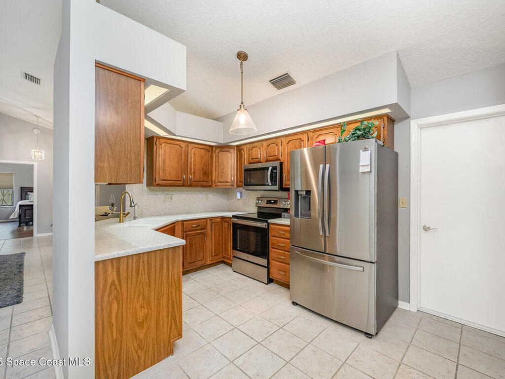 1423 Independence Avenue, Melbourne, FL 32940