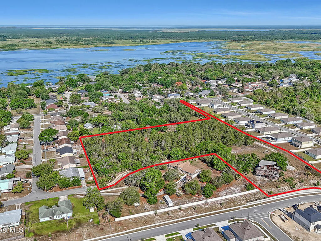 505 Lakeview Avenue, Titusville, FL 32796