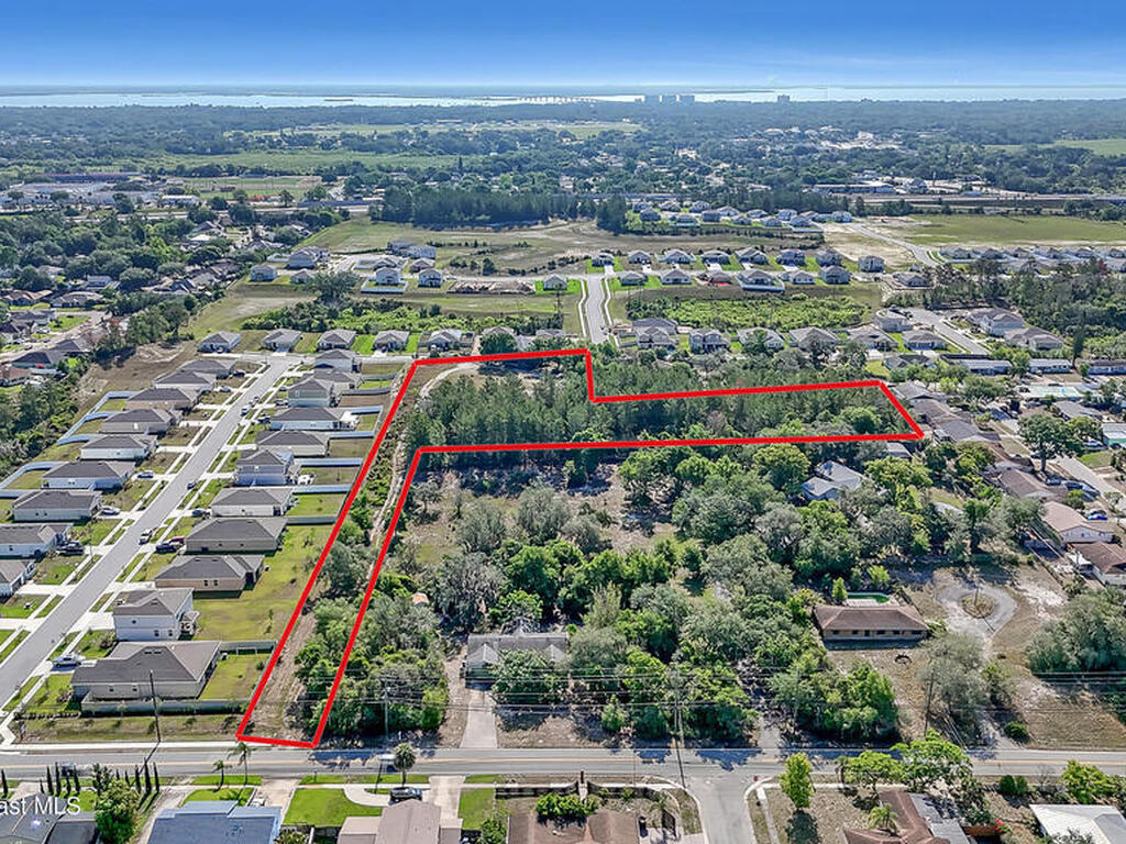 505 Lakeview Avenue, Titusville, FL 32796