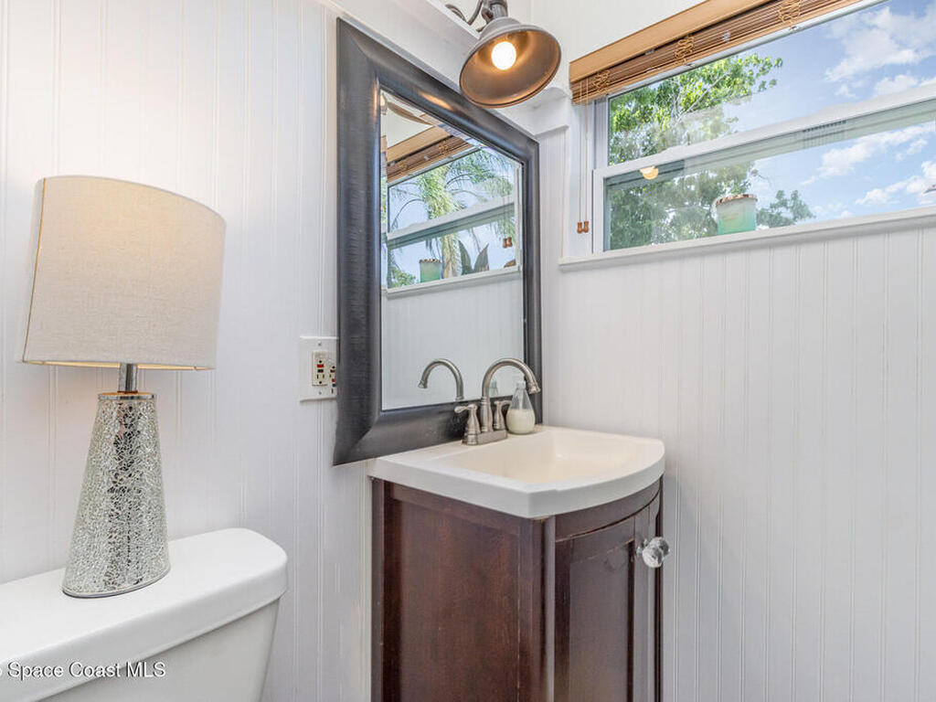 295 Cherry Avenue, Merritt Island, FL 32953