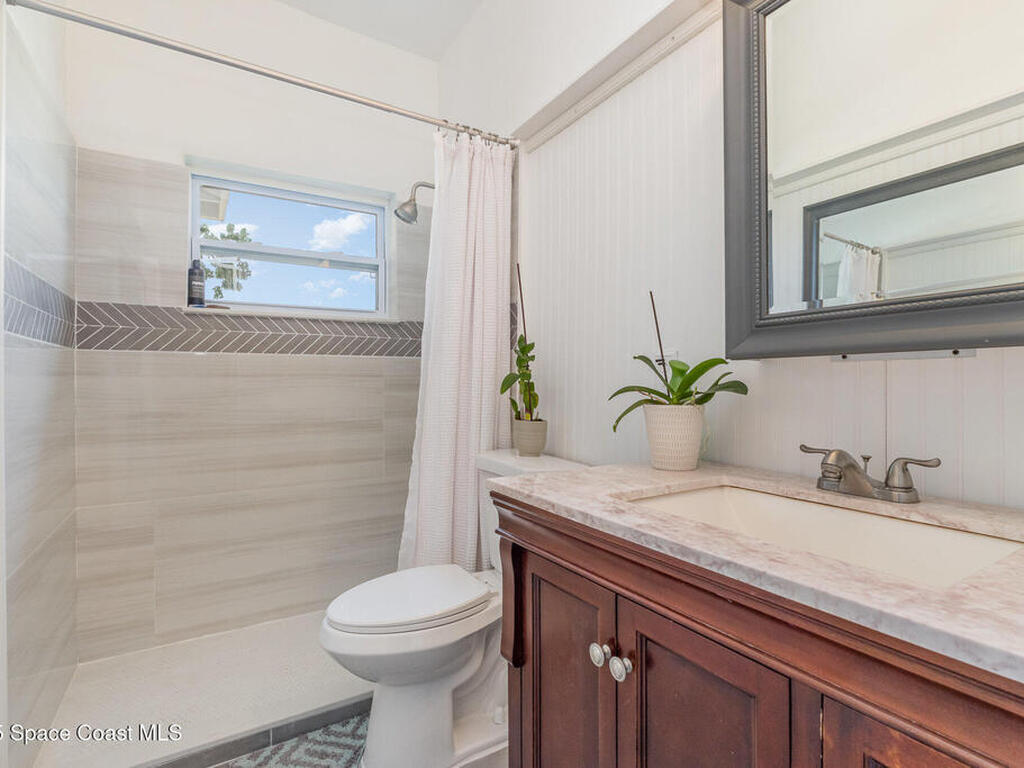 295 Cherry Avenue, Merritt Island, FL 32953