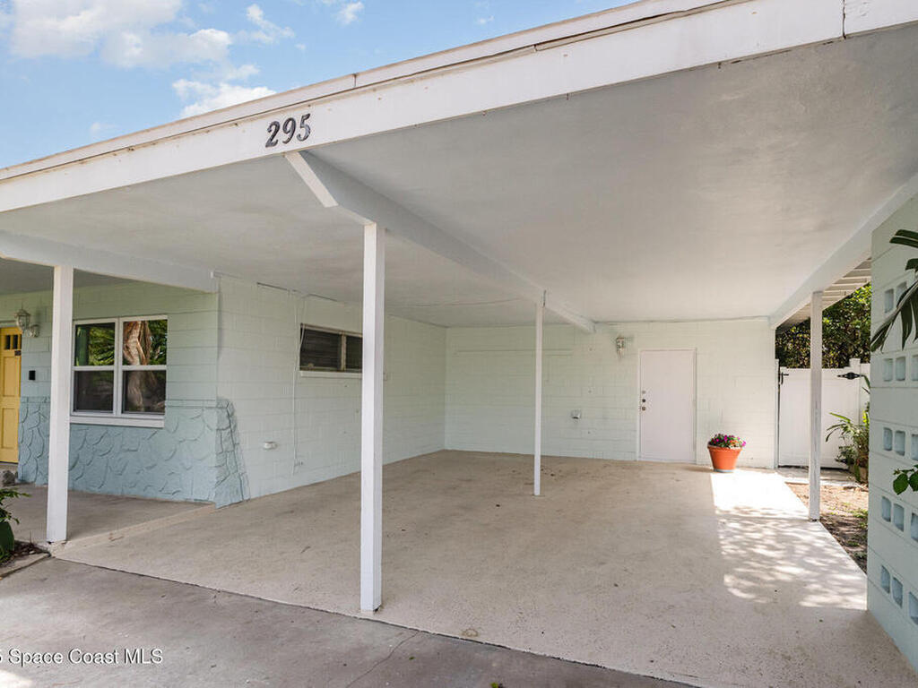 295 Cherry Avenue, Merritt Island, FL 32953