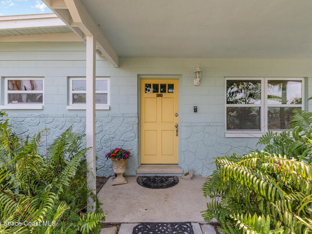 295 Cherry Avenue, Merritt Island, FL 32953