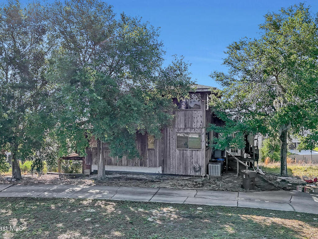 505 Lakeview Avenue, Titusville, FL 32796