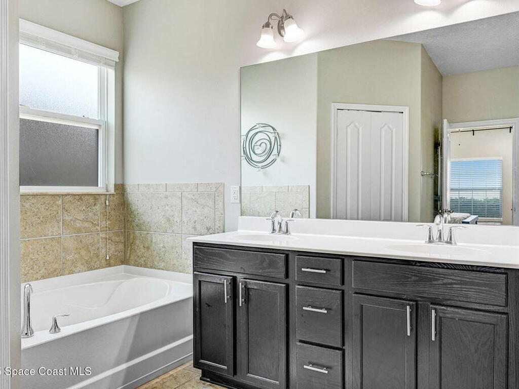 3128 Constellation Drive, Melbourne, FL 32940