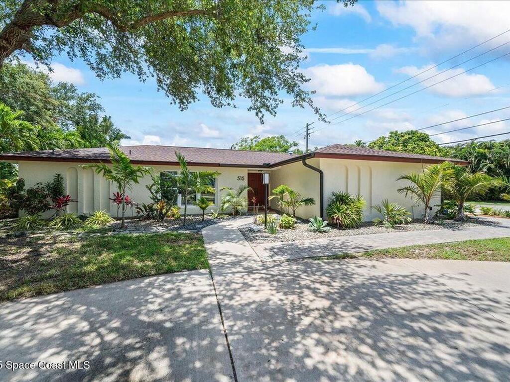 515 Hibiscus Trail, Melbourne Beach, FL 32951