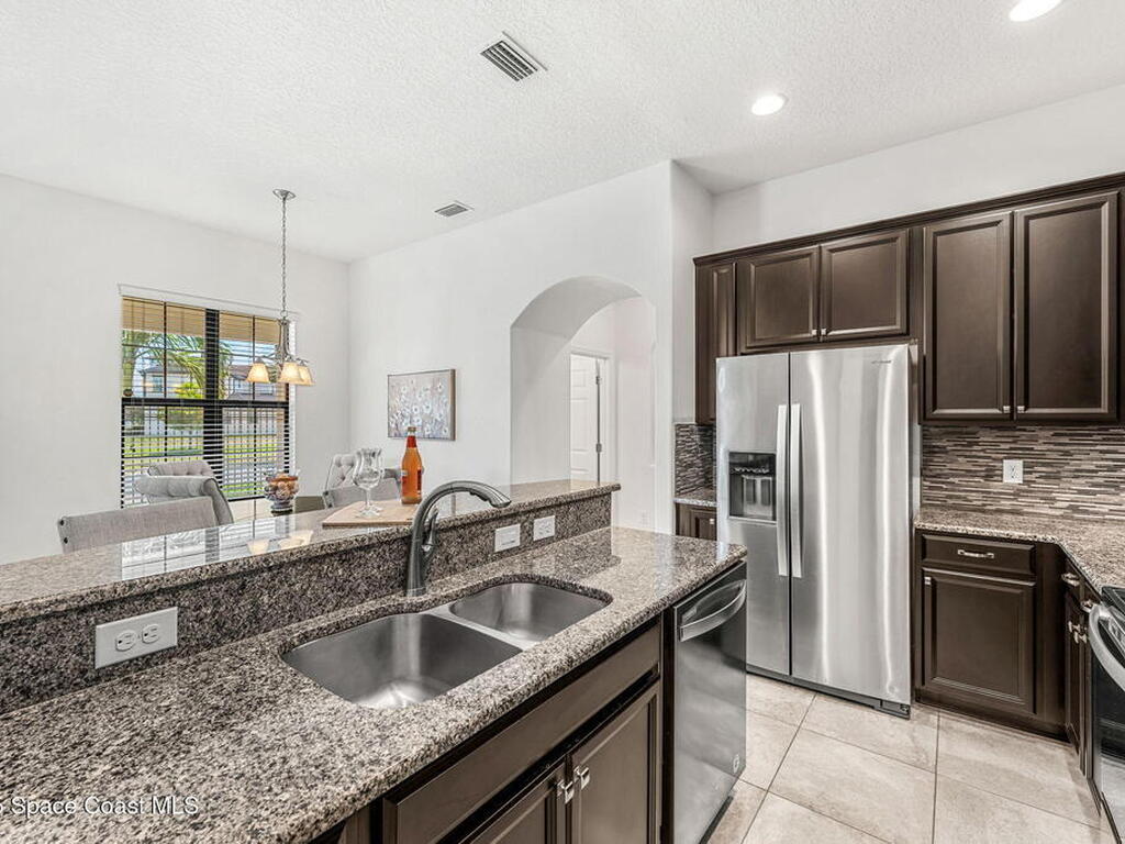 6794 Vista Hermosa Drive, Melbourne, FL 32940