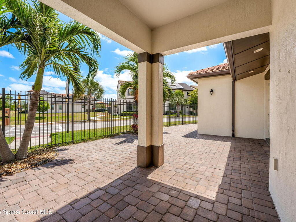 6794 Vista Hermosa Drive, Melbourne, FL 32940
